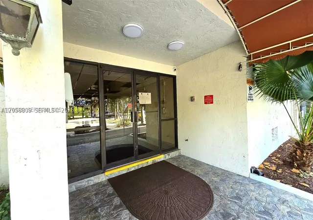 5th image of 5530 Nw 44Th St, Lauderhill, FL 33319