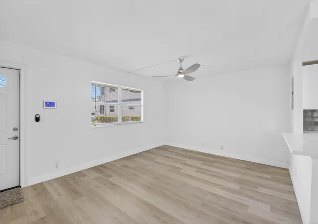 4th image of 103 Brittany C, Delray Beach, FL 33446 | MLS# B26055939