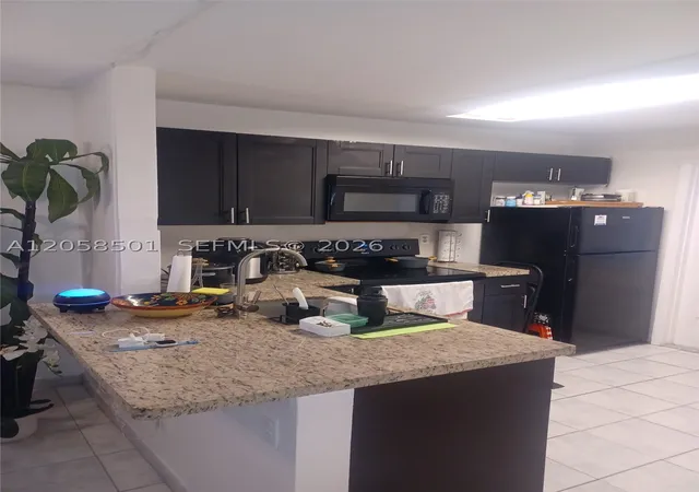 5th image of 3777 Nw 78Th Ave #8E, Davie, FL 33024 | MLS# A12058501