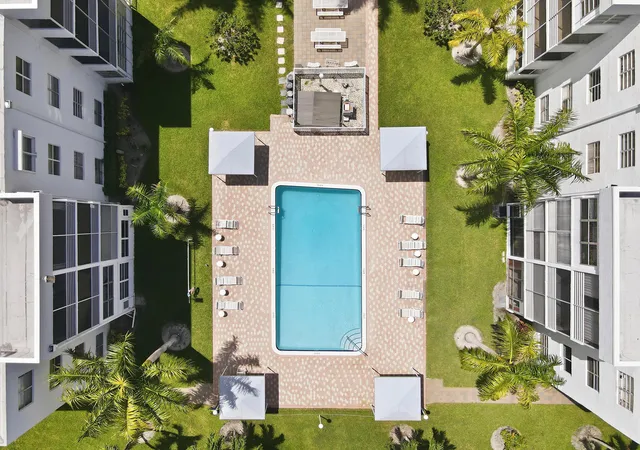 39th image of 3000 E Sunrise Lakes Dr E #223, Sunrise, FL 33322 | MLS# B26055994