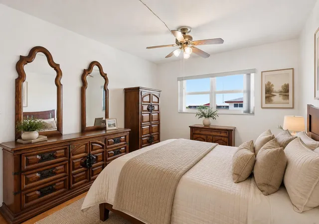 2nd image of 5300 Washington St #301E, Hollywood, FL 33021 | MLS# B26055993