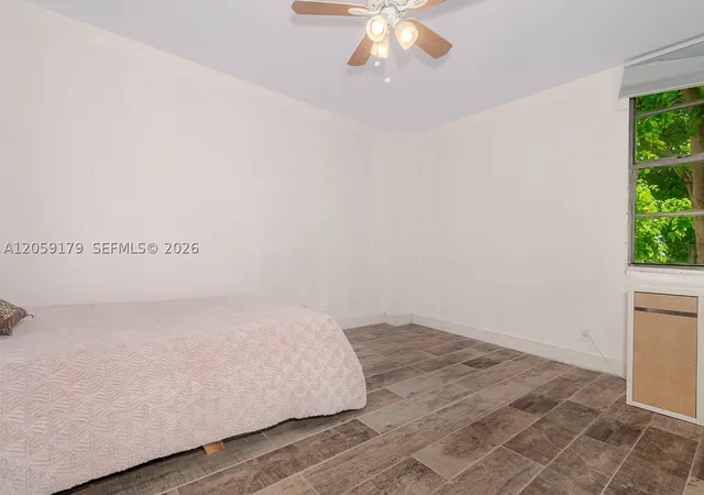 3rd image of 3401 N Country Club Dr #117, Aventura, FL 33180 | MLS# A12059179