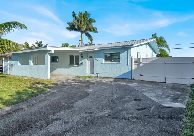 Homes for sale in Palm Beach Gardens, FL | 3360 Florida Blvd, Palm Beach Gardens, FL 33410 | MLS# B26056094