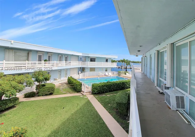2nd image of 2700 Ne 135Th St, North Miami, FL 33181