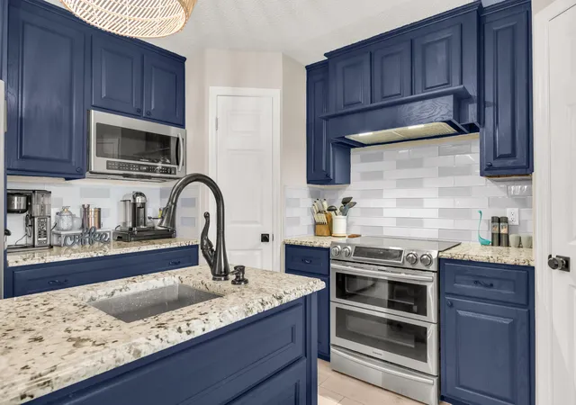 Homes for sale in Vero Beach, FL | 2566 12Th Sq Sw, Vero Beach, FL 32968 | MLS# B26056108