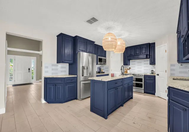 Homes for sale in Vero Beach, FL | 2566 12Th Sq Sw, Vero Beach, FL 32968 | MLS# B26056108