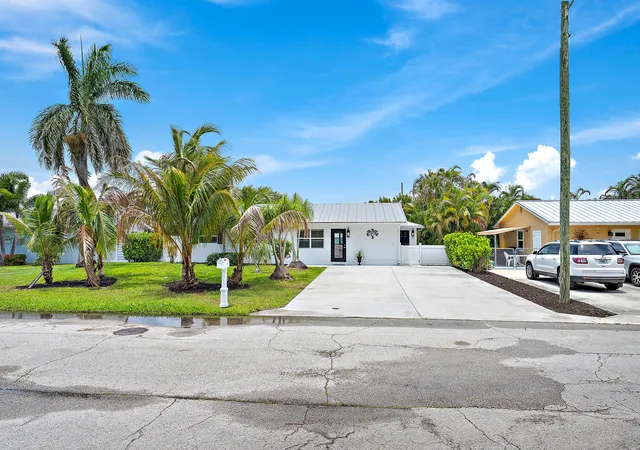 4th image of 19144 Se Arnold Dr, Tequesta, FL 33469 | MLS# B26056121