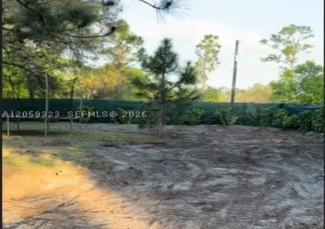 Photo 2 of Land for sale at 640 S Live Oak St, Clewiston, FL 33440 | MLS# A12059323 | Listing updated on 2026-07-28