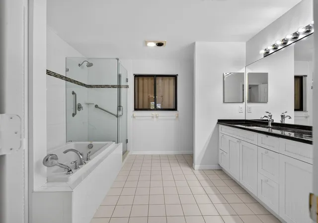 5th image of 6130 Se Georgetown Pl, Hobe Sound, FL 33455 | MLS# B26056143