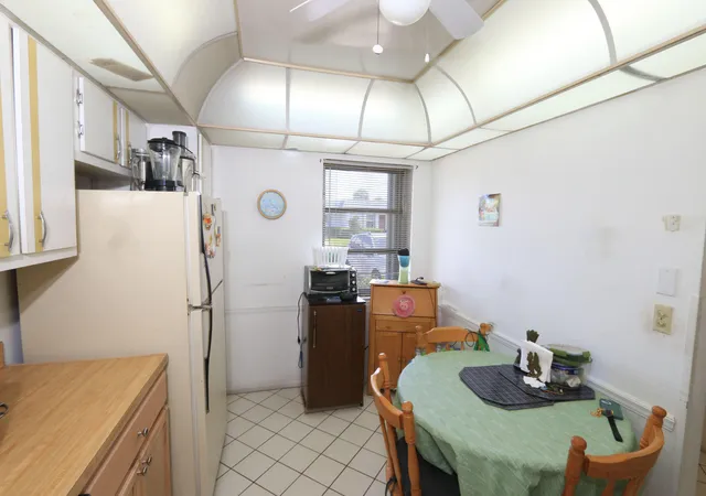 4th image of 2886 Fernley Dr E #91, West Palm Beach, FL 33415 | MLS# B26056145