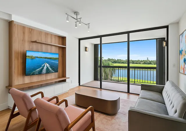 5th image of 356 Golfview Rd #405, North Palm Beach, FL 33408 | MLS# B26056154