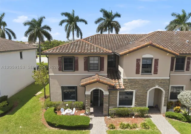 5th image of 11415 Sw 248Th Ter, Homestead, FL 33032 | MLS# A12059153