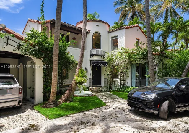 Photo 2 of Single family home for sale at 4430 Alton Rd, Miami Beach, FL 33140 | MLS# A12053341 | Listing updated on 2026-07-30