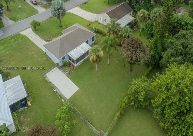 3rd image of 4016 E Sunflower Circle, La Belle, FL 33935 | MLS# A12059349