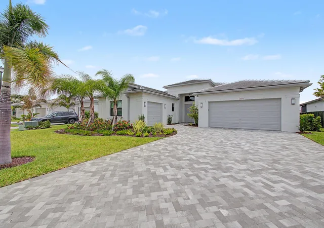 2nd image of 12241 Sw Saltwater Dr, Port St Lucie, FL 34987 | MLS# B26056244