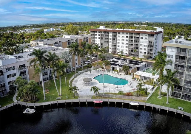 Photo 1 of Condo for sale at 3020 Ne 16th Ave #306, Oakland Park, FL 33334 | MLS# A12058197 | Listing updated on 2026-07-30