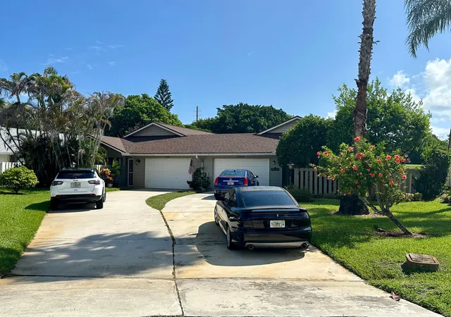 2nd image of 12619 Se Cascades Ct, Hobe Sound, FL 33455 | MLS# B26056274