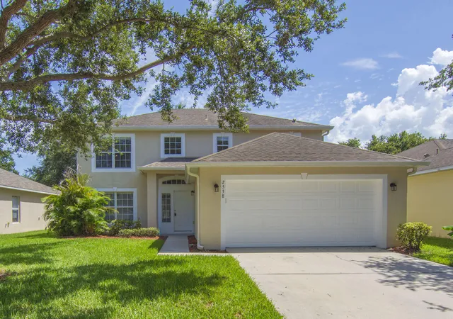 Homes for sale in Vero Beach, FL | 2538 12Th Sq Sw, Vero Beach, FL 32968 | MLS# B26056332