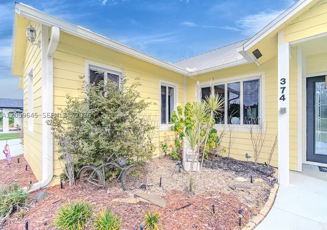 5th image of 374 Parker St Ne, Lake Placid, FL 33852 | MLS# A12059645
