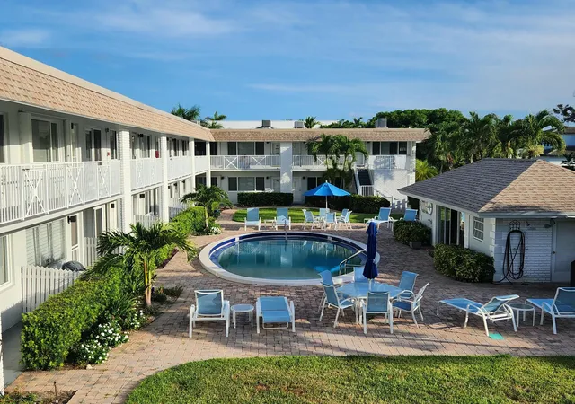 4th image of 1001 Ne 8Th Ave, Delray Beach, FL 33483