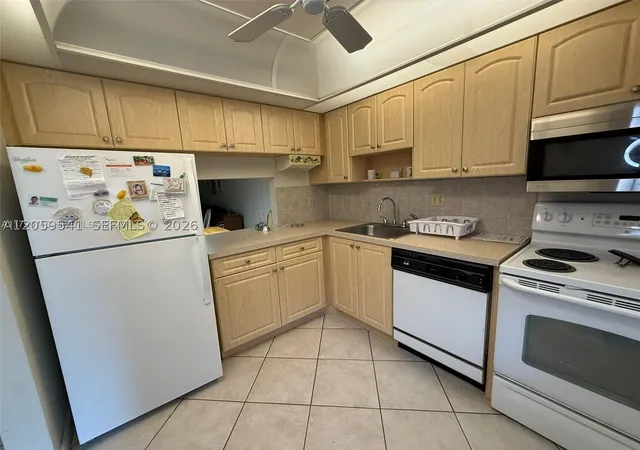 3rd image of 7797 Golf Cir Dr #102, Margate, FL 33063 | MLS# A12059541