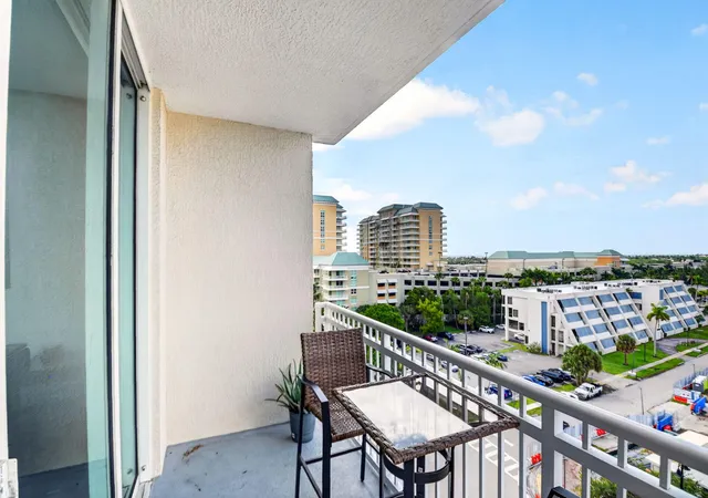 Homes for sale in Boynton Beach, FL | 350 N Federal Hwy #813, Boynton Beach, FL 33435 | MLS# B26056412