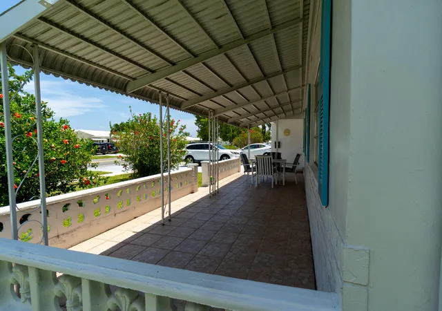 Homes for sale in Boynton Beach, FL | 715 Sw 18Th St, Boynton Beach, FL 33426 | MLS# B26056427