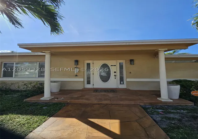 Photo 2 of Single family home for sale at 1732 Ne 50th St, Pompano Beach, FL 33064 | MLS# A12059328 | Listing updated on 2026-08-19
