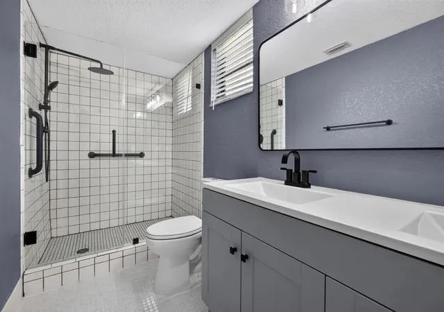 4th image of 6795 Huntington Ln #201, Delray Beach, FL 33446 | MLS# B26056524