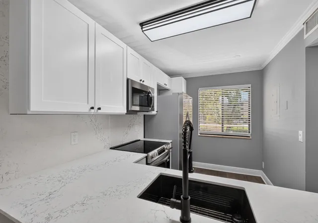 1st image of 6935 Huntington Lane #207, Delray Beach, FL 33446 | MLS# B26056525