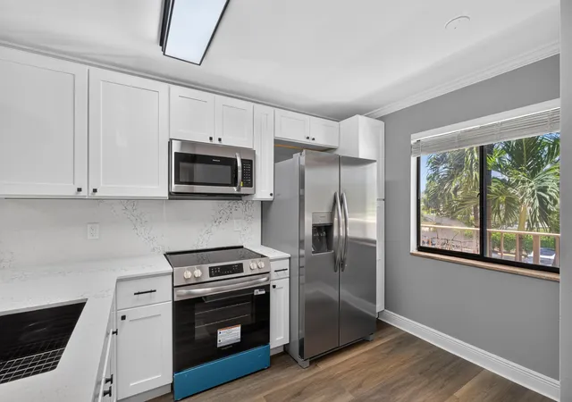 2nd image of 6935 Huntington Lane #207, Delray Beach, FL 33446 | MLS# B26056525