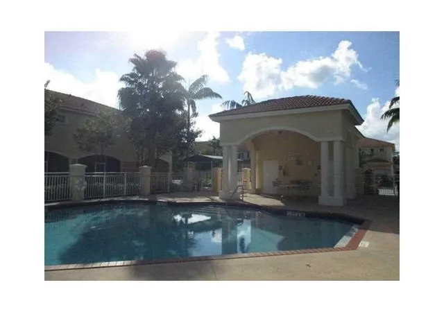 12th image of 8320 Santa Monica Ave #8320, Fort Lauderdale, FL 33321 | MLS# B26056546