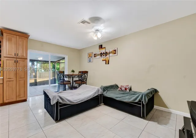 5th image of 5511 Barnstead Cir, Green Acres, FL 33463 | MLS# A12059773