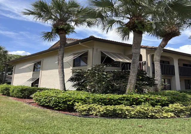 Homes for sale in Boynton Beach, FL | 10101 Mangrove Dr #201, Boynton Beach, FL 33437 | MLS# B26056548