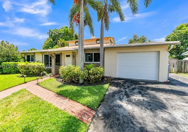 Photo 2 of Single family home for sale at 200 Sw 16 Street, Pompano Beach, FL 33060 | MLS# A12059785 | Listing updated on 2026-10-03