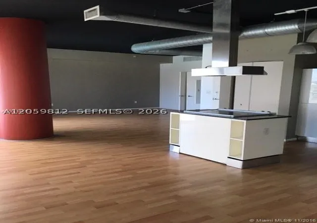 2nd image of 10 Sw South River Dr #704, Miami, FL 33130 | MLS# A12059812