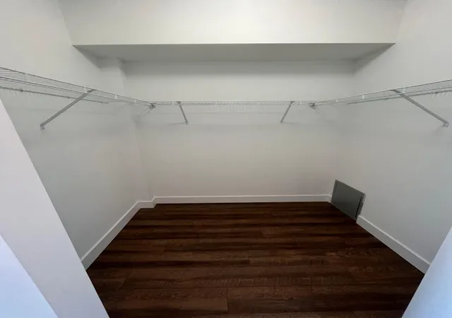 3rd image of 140 S Dixie Hwy #525, Hollywood, FL 33020 | MLS# B26056600