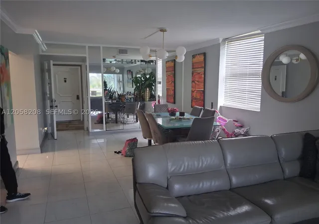 Photo 3 of Condo for sale at 4400Hillcrest Hillcrest Dr #201B, Hollywood, FL 33021 | MLS# A12058208 | Listing updated on 2026-08-23