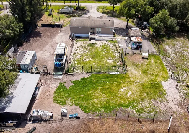 34th image of 130 S Nogal St, Clewiston, FL 33440 | MLS# A12059832