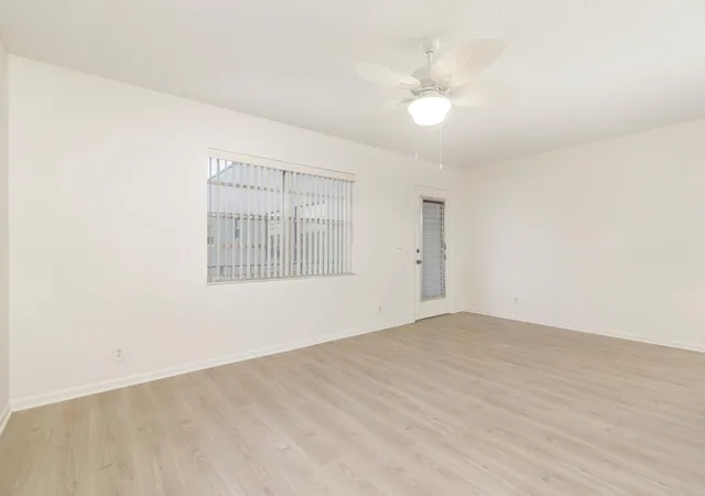 5th image of 136 Flanders C, Delray Beach, FL 33484 | MLS# B26056633