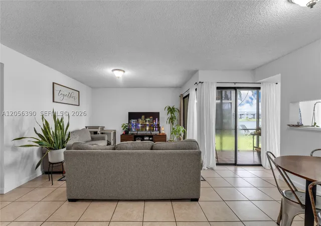 3rd image of 1400 Jefferson Dr, Homestead, FL 33034