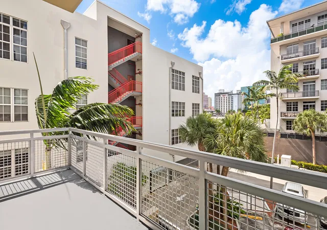 5th image of 434 Nw 1St Ave, North Lauderdale, FL 33301