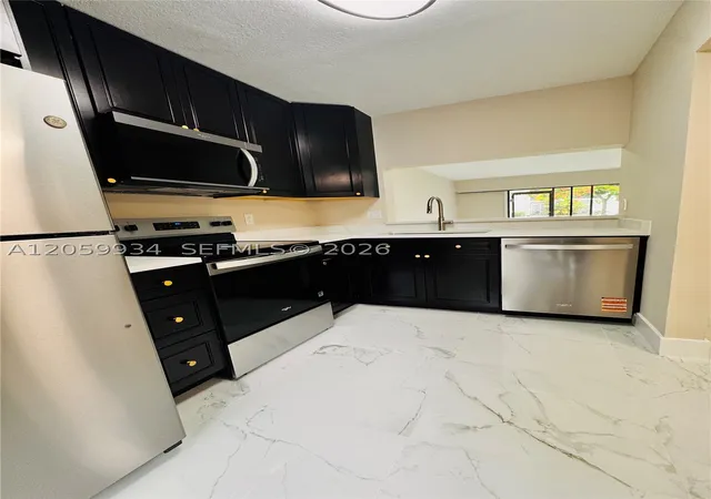 2nd image of 3939 Ne 5th Ave #C106, Boca Raton, FL 33431 | MLS# A12059934