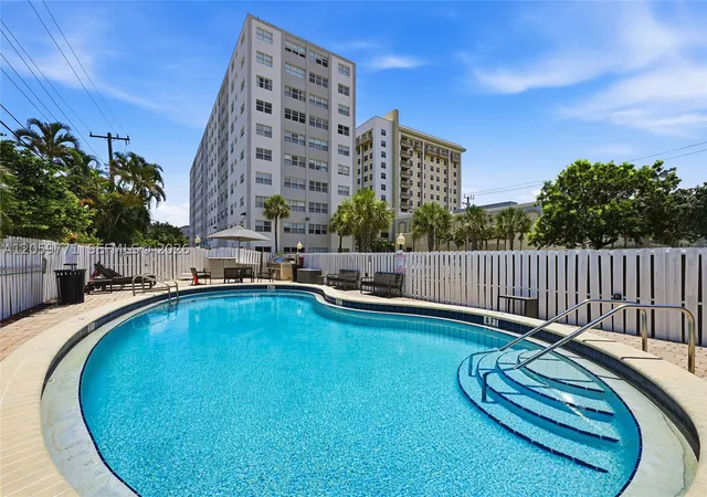 5th image of 2555 Ne 11 Street #510, Fort Lauderdale, FL 33304 | MLS# A12059771