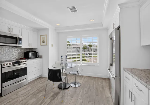 5th image of 15766 Loch Maree Ln, Delray Beach, FL 33446