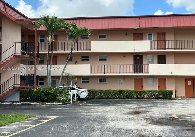 1st image of 19001 Ne 14th Ave #121, Miami, FL 33179 | MLS# A12059177