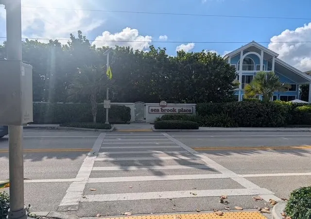 1st image of 163 Seabreeze Cir, Jupiter, FL 33477 | MLS# B26056804