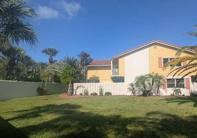 2nd image of 163 Seabreeze Cir, Jupiter, FL 33477 | MLS# B26056804
