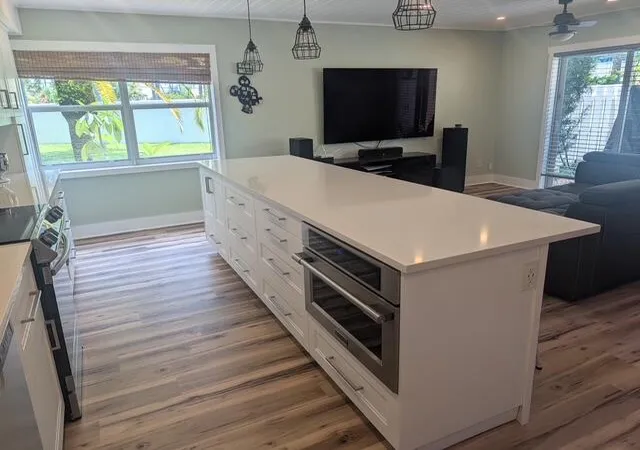 4th image of 163 Seabreeze Cir, Jupiter, FL 33477 | MLS# B26056804