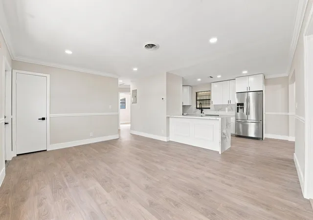 3rd image of 6115 Sw 3Rd St, Margate, FL 33068 | MLS# B26056867